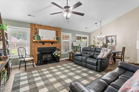 651 Huntingdon Street Elon NC 27244