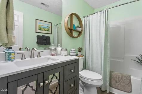 651 Huntingdon Street Elon NC 27244