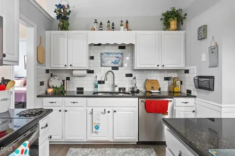 651 Huntingdon Street Elon NC 27244