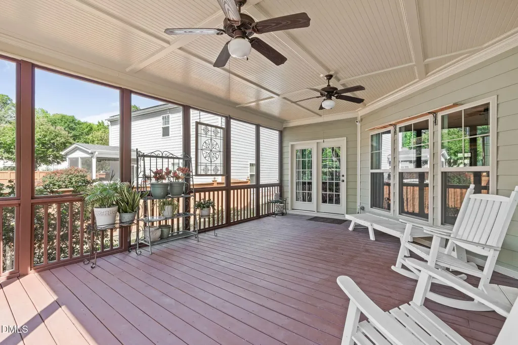 2704 Blueridge Lake Drive Fuquay Varina NC 27526