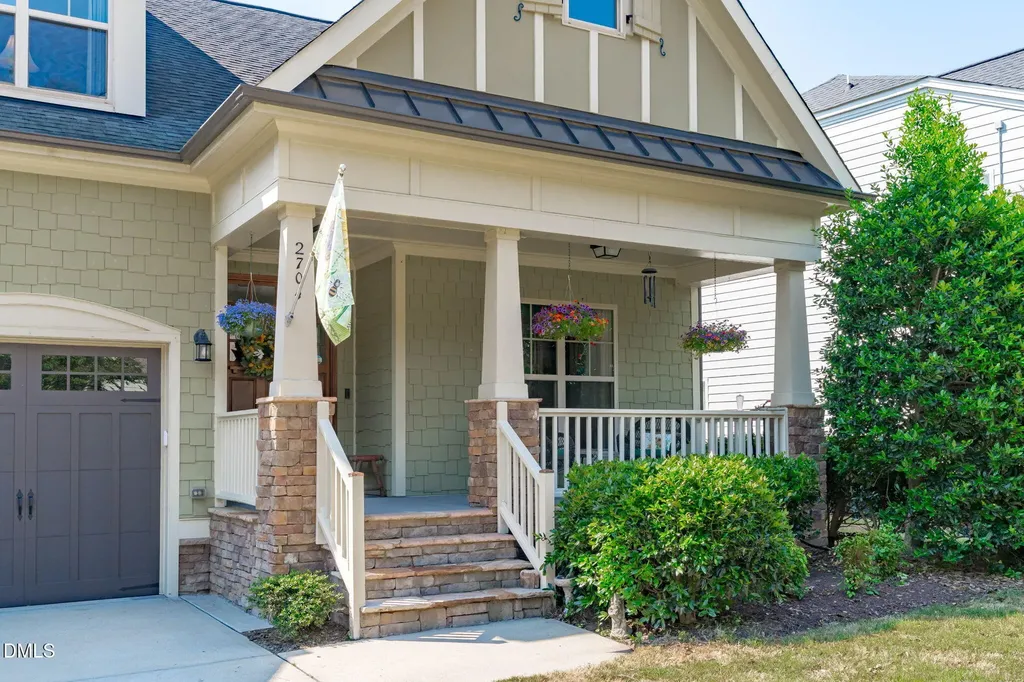 2704 Blueridge Lake Drive Fuquay Varina NC 27526