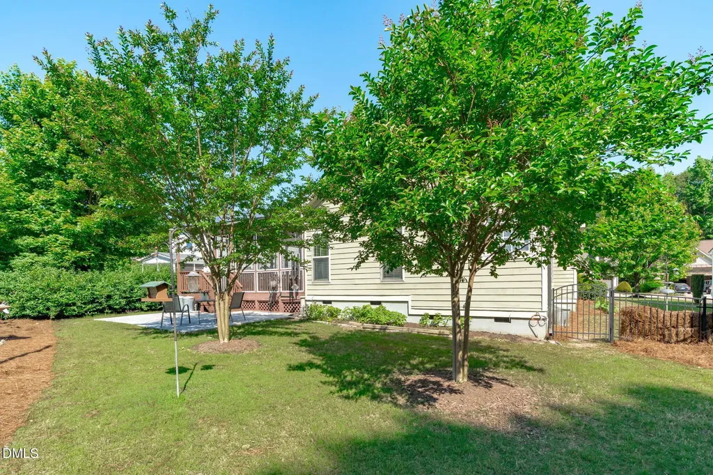 2704 Blueridge Lake Drive Fuquay Varina NC 27526