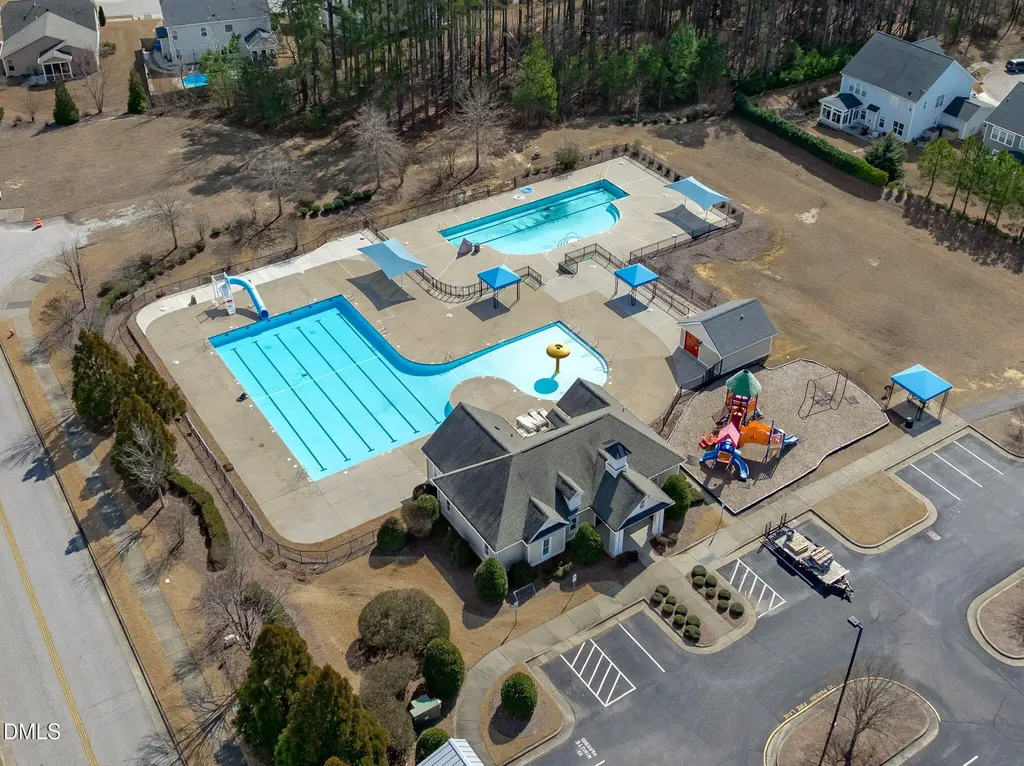 2704 Blueridge Lake Drive Fuquay Varina NC 27526