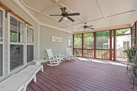 2704 Blueridge Lake Drive Fuquay Varina NC 27526
