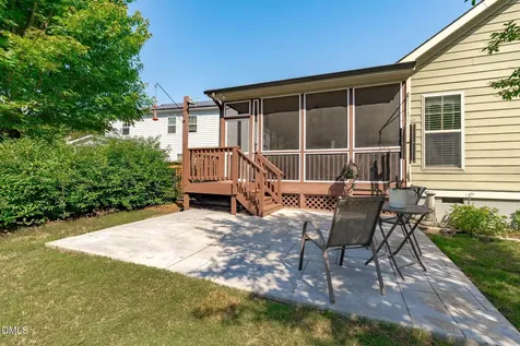 2704 Blueridge Lake Drive Fuquay Varina NC 27526