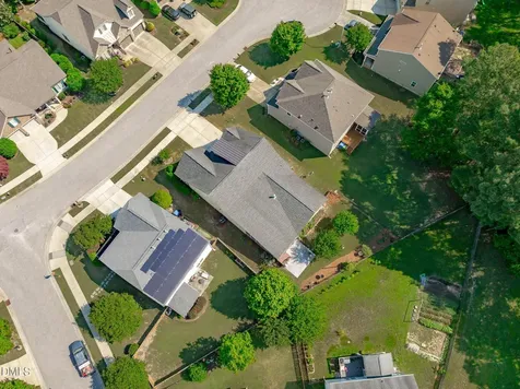 2704 Blueridge Lake Drive Fuquay Varina NC 27526