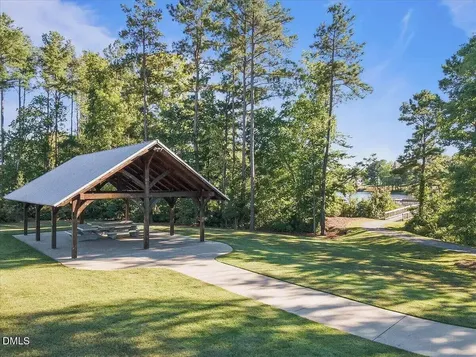 2704 Blueridge Lake Drive Fuquay Varina NC 27526