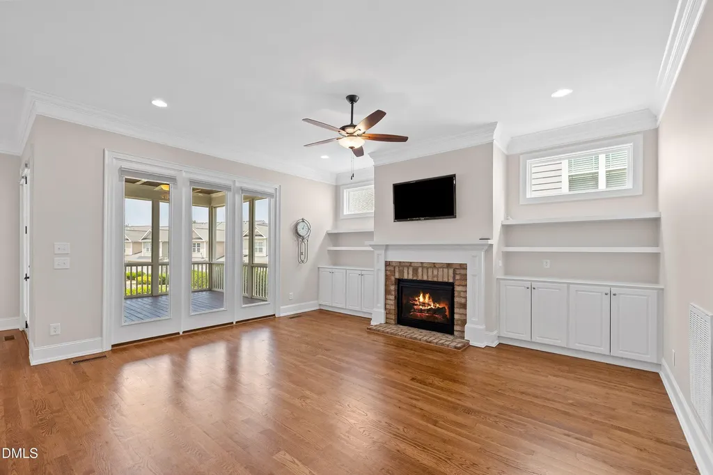 1905 Green Oaks Parkway Holly Springs NC 27540