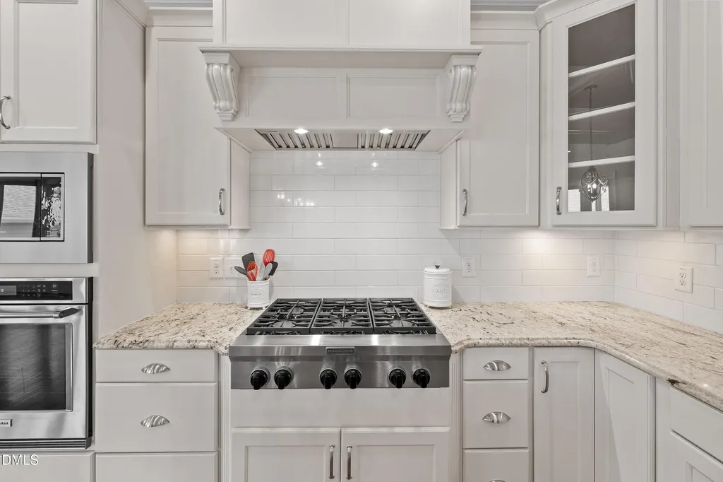 1905 Green Oaks Parkway Holly Springs NC 27540