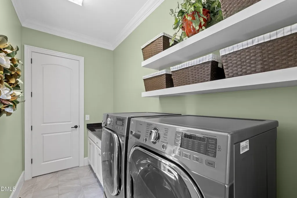 1905 Green Oaks Parkway Holly Springs NC 27540