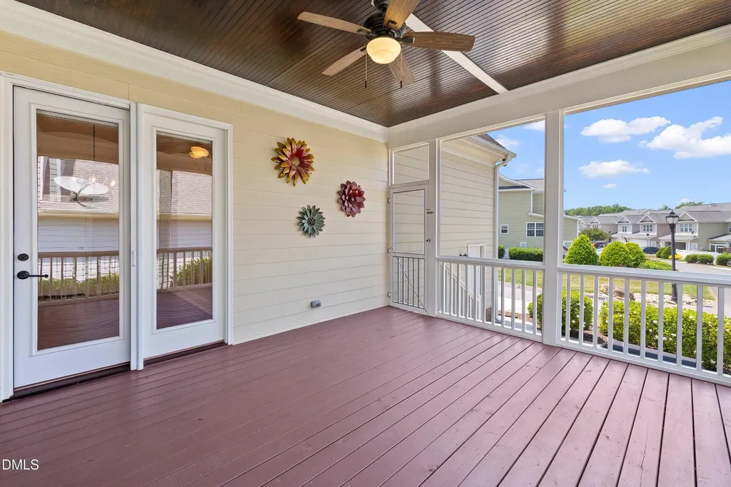 1905 Green Oaks Parkway Holly Springs NC 27540