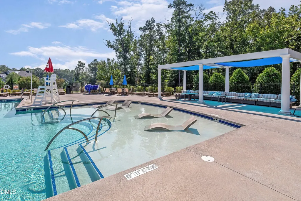 1905 Green Oaks Parkway Holly Springs NC 27540