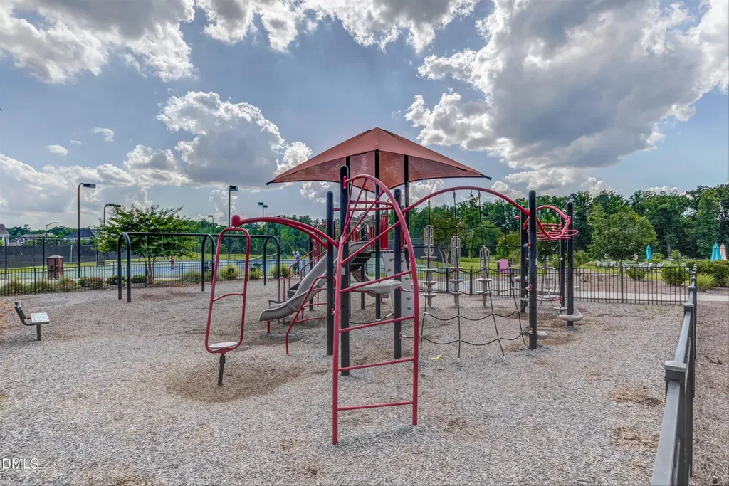 1905 Green Oaks Parkway Holly Springs NC 27540