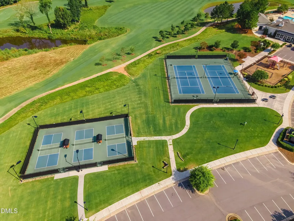 1905 Green Oaks Parkway Holly Springs NC 27540