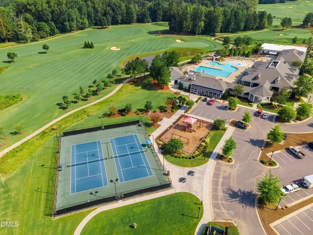 1905 Green Oaks Parkway Holly Springs NC 27540