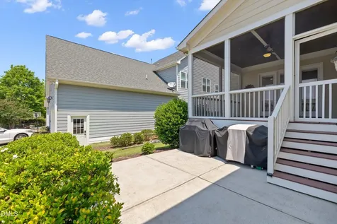 1905 Green Oaks Parkway Holly Springs NC 27540
