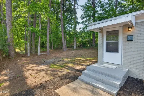 2220 Lincoln Street Durham NC 27707