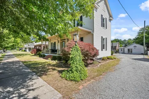 316 W Main Street Benson NC 27504