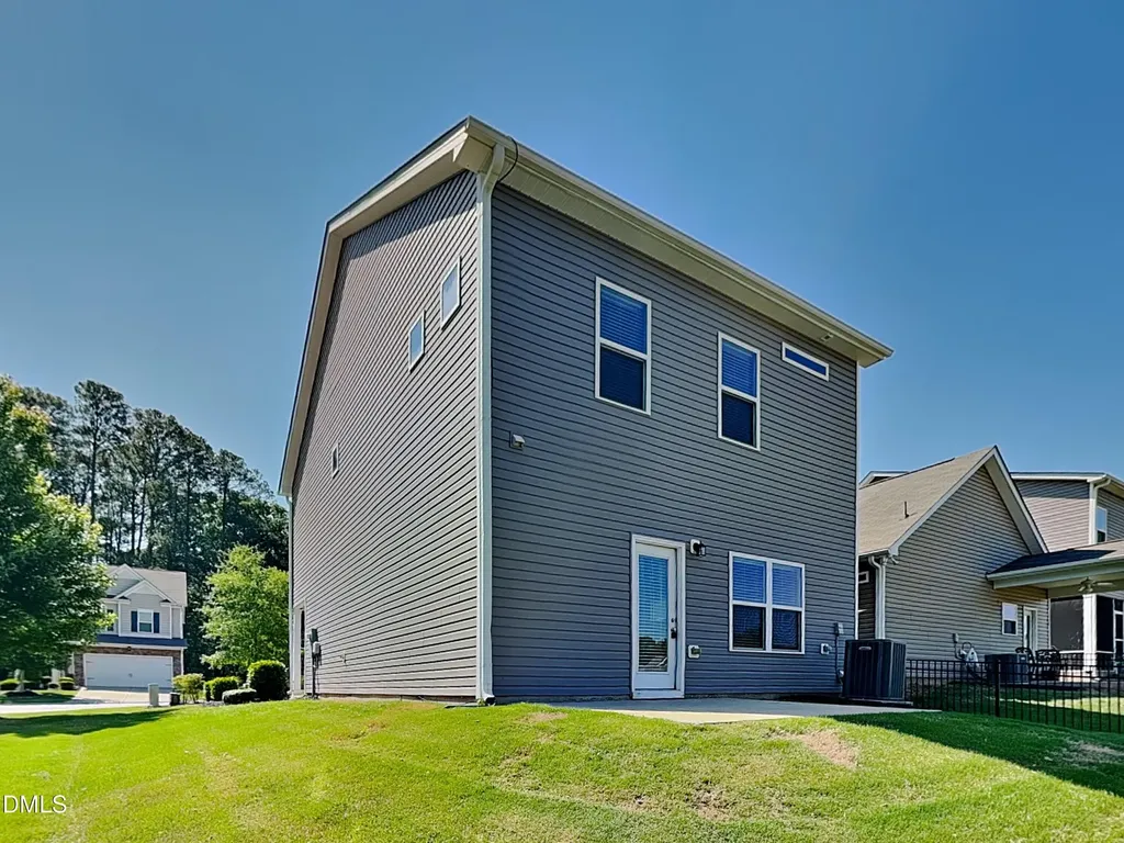 73 Crownview Court Clayton NC 27527