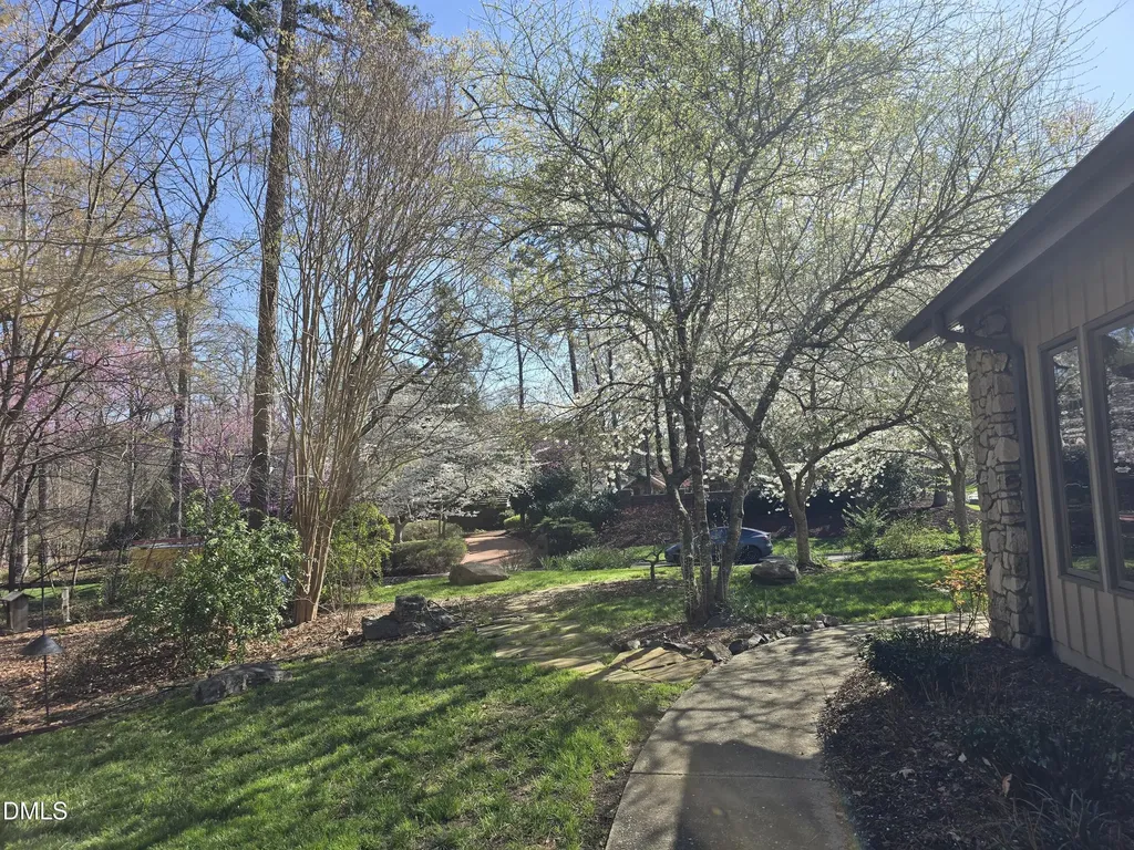10 Kendall Drive Chapel Hill NC 27517