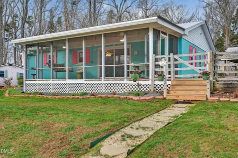 3190 Calley Drive Bullock NC 27507