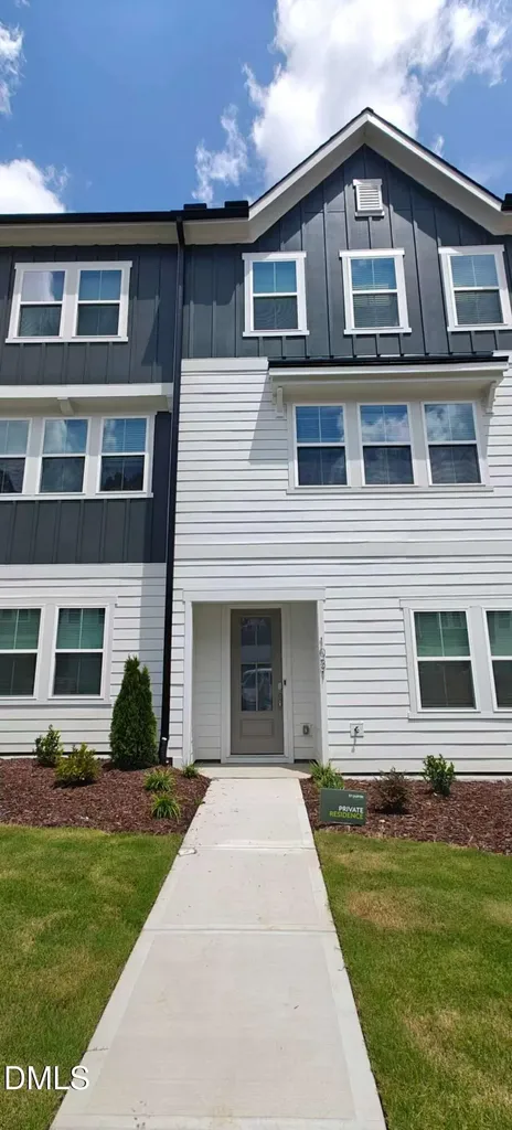 1031 Zelkova Chapel Hill NC 27517