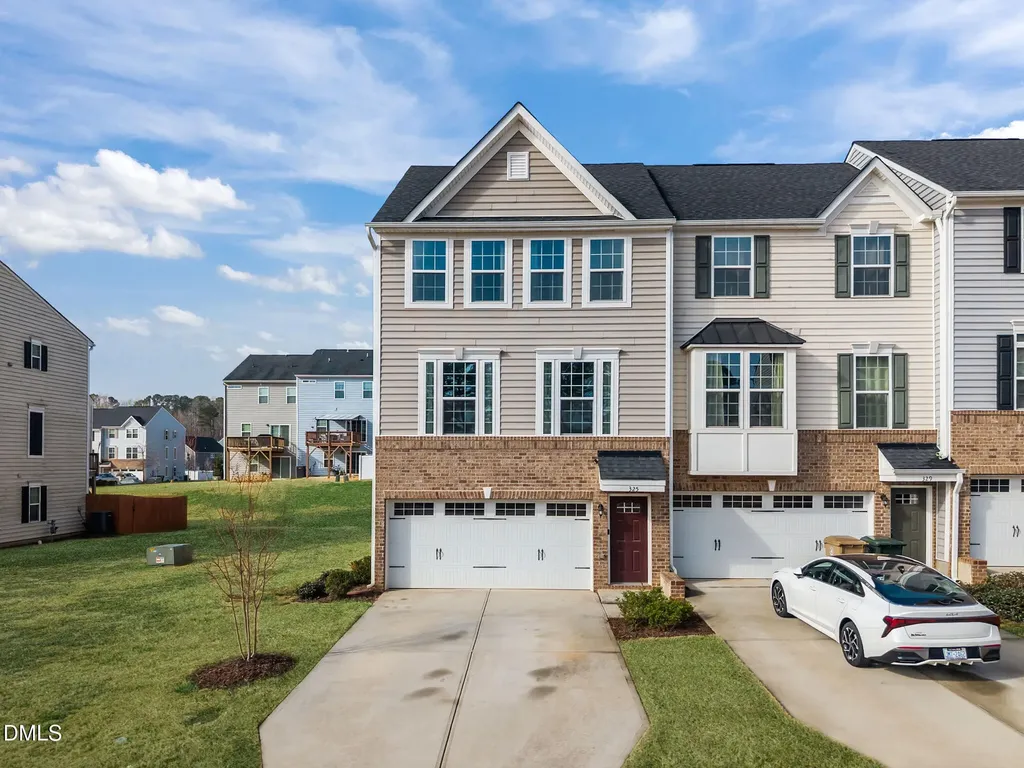 325 Amber Acorn Avenue Raleigh NC 27603