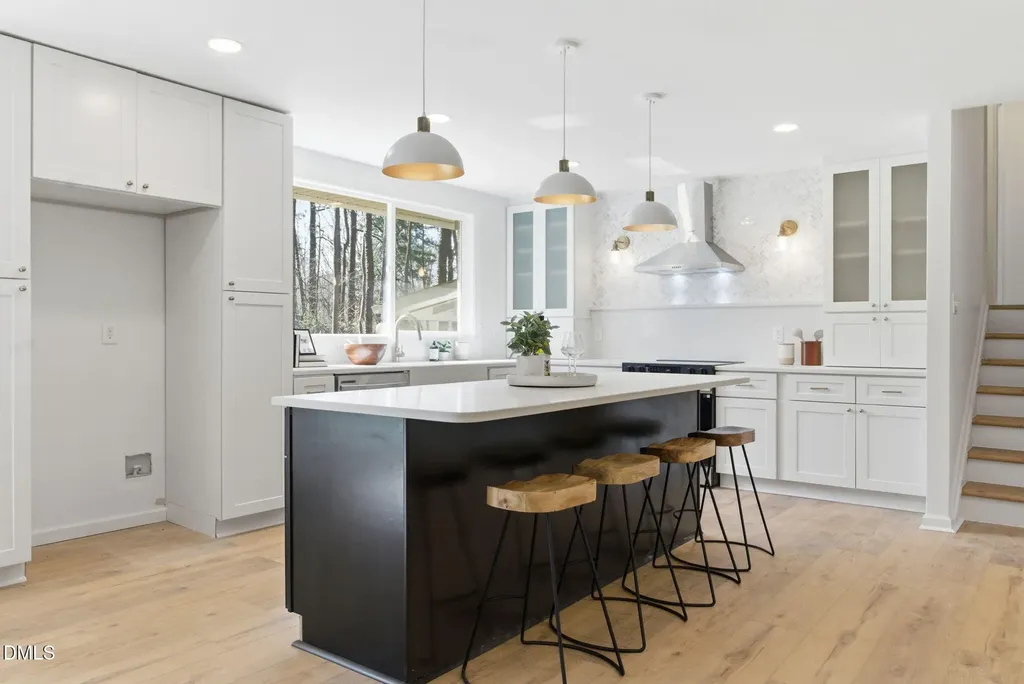 7 Cates Court Hillsborough NC 27278