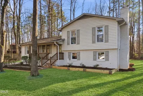 7 Cates Court Hillsborough NC 27278