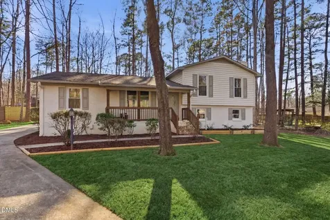 7 Cates Court Hillsborough NC 27278