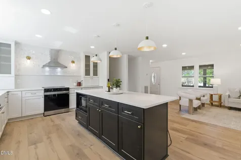 7 Cates Court Hillsborough NC 27278