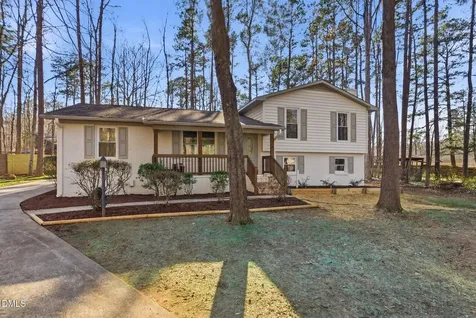 7 Cates Court Hillsborough NC 27278