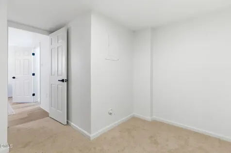 7 Cates Court Hillsborough NC 27278
