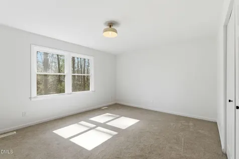 7 Cates Court Hillsborough NC 27278