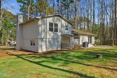 7 Cates Court Hillsborough NC 27278