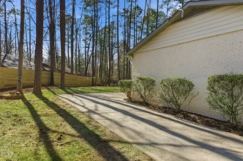 7 Cates Court Hillsborough NC 27278