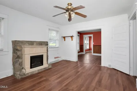 113 Austin Street Sanford NC 27330