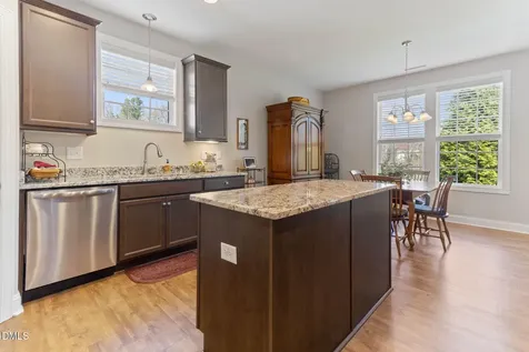 402 Mockingbird Lane Mebane NC 27302