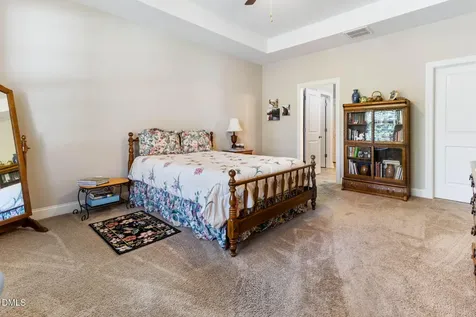 402 Mockingbird Lane Mebane NC 27302