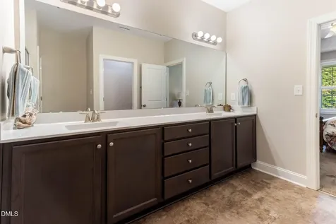402 Mockingbird Lane Mebane NC 27302
