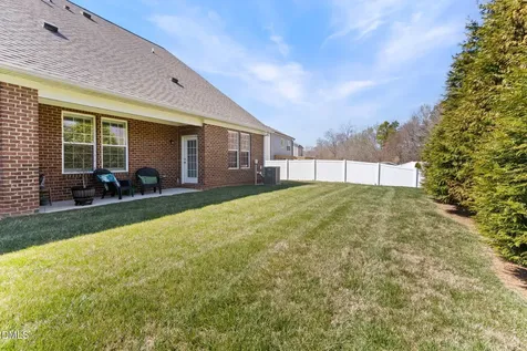 402 Mockingbird Lane Mebane NC 27302