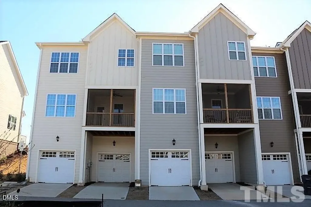 2017 Hayes Lane Holly Springs NC 27540