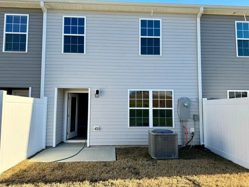 149 Tributary Way Fuquay Varina NC 27526
