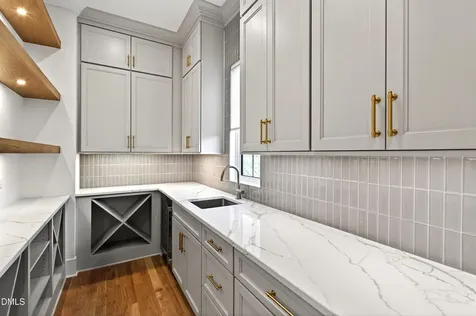 1614 Carson Street Raleigh NC 27608