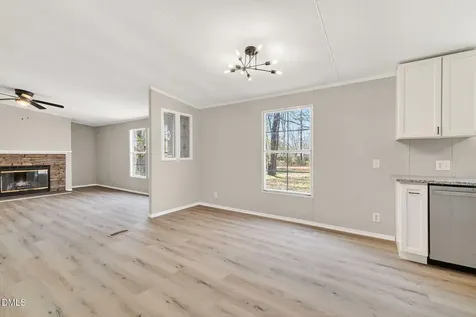 1120 Pasture Lane Fayetteville NC 28312