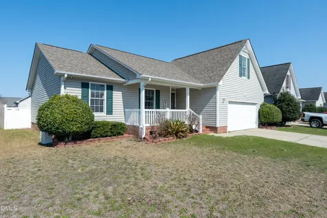 1476 Aultroy Drive Fayetteville NC 28306