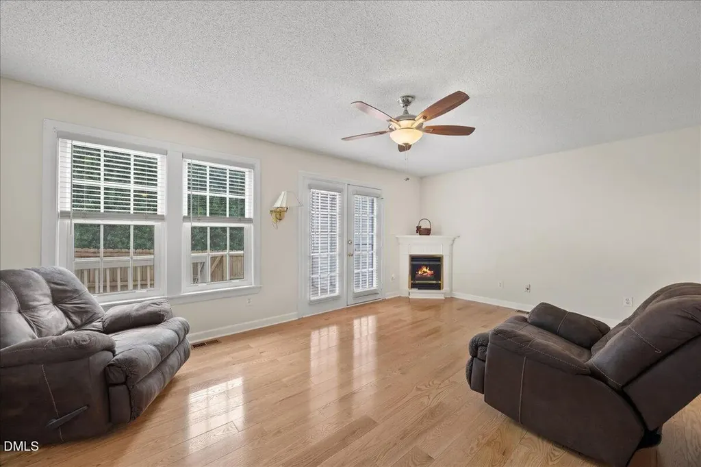 1932 Stroll Circle Fuquay Varina NC 27526