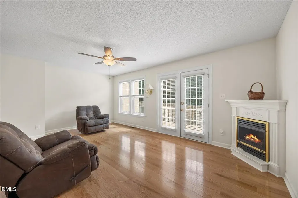 1932 Stroll Circle Fuquay Varina NC 27526