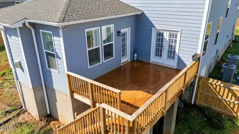 4852 Grosbeak Court Mebane NC 27302