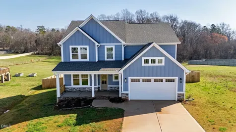 4852 Grosbeak Court Mebane NC 27302